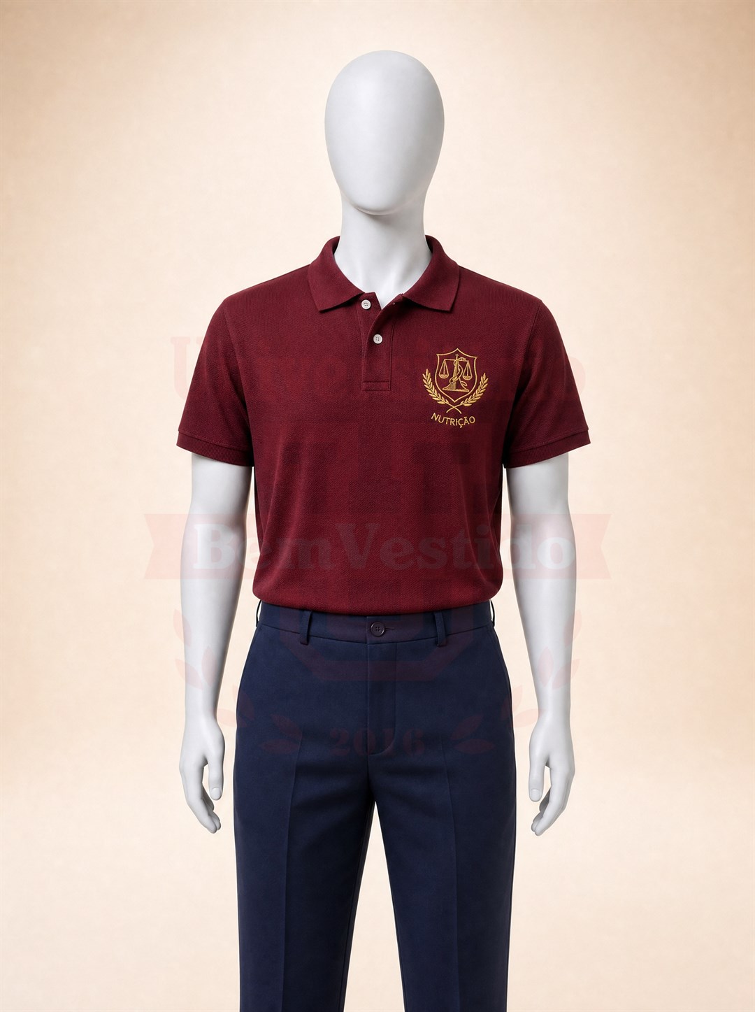 Polo Vinho Nutrição — bordado dourado