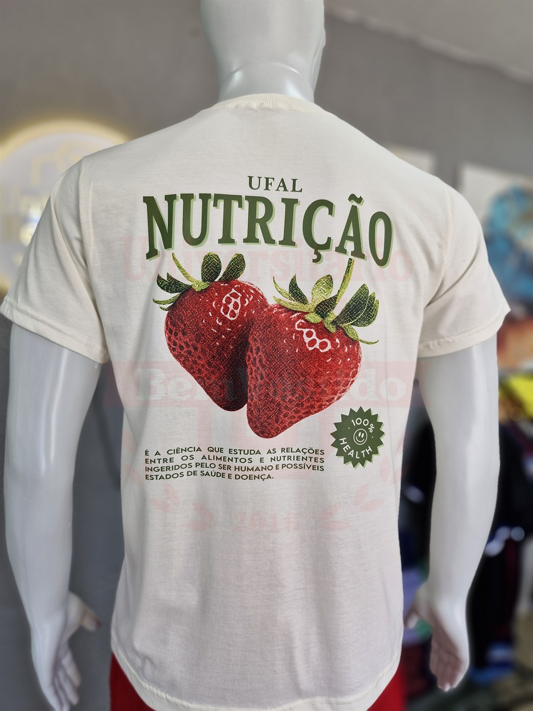 Camiseta Off White Nutrição UFAL — estampa nas costas